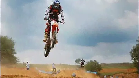 KTM SX-F 350 2012   fly baby fly